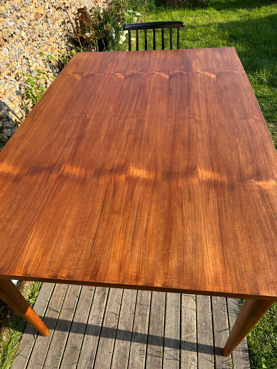 Vintage Scandinavian table for 6 people from the 1960s-70s.