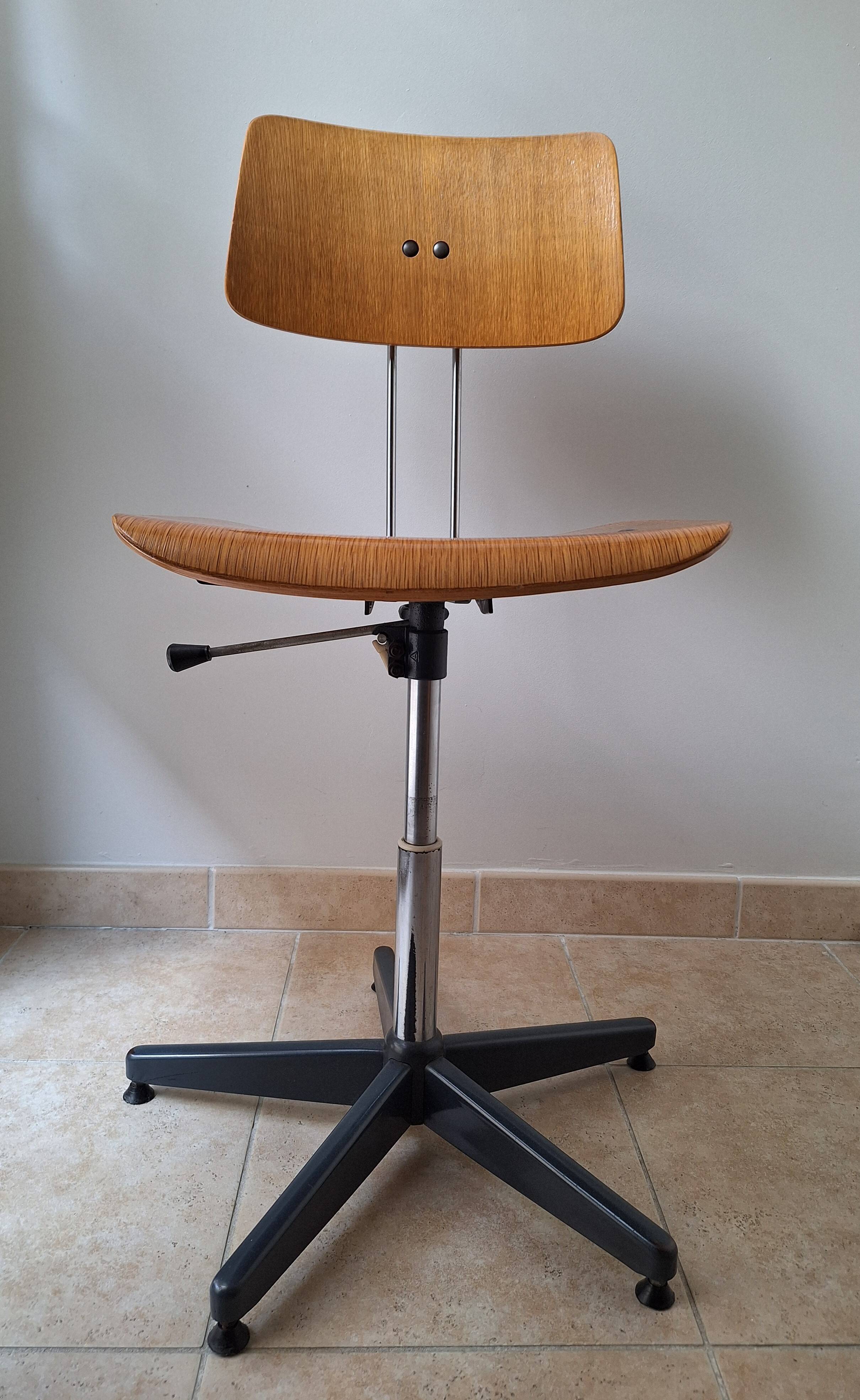 Mid-Century Industrial Office Chair Adjustable Swivel Vintage Stol Kamnik 60s/70s