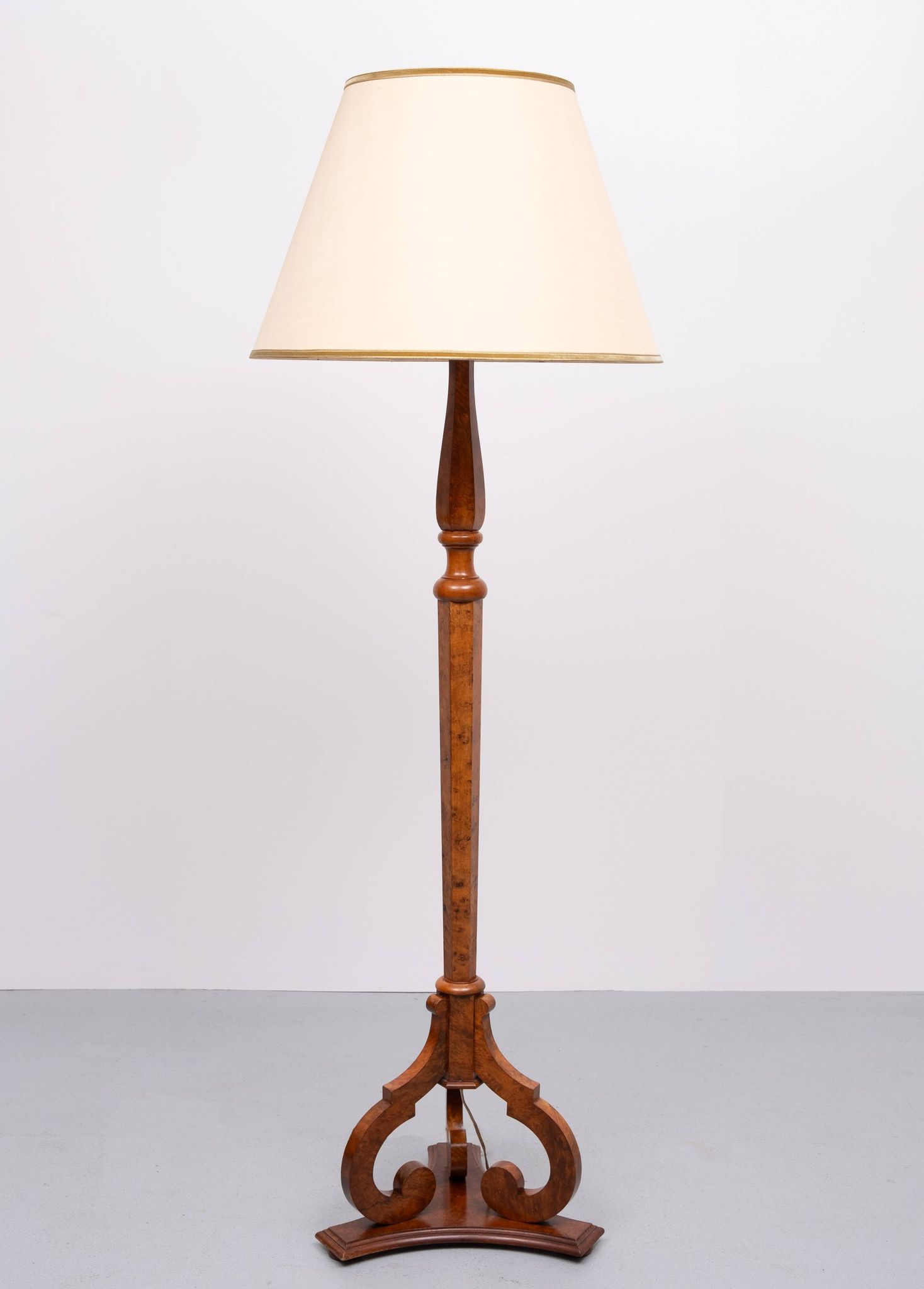 Stunning large Antique Biedermeier Burl floor lamp . Germany