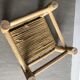 Tabouret minimaliste en bois et corde