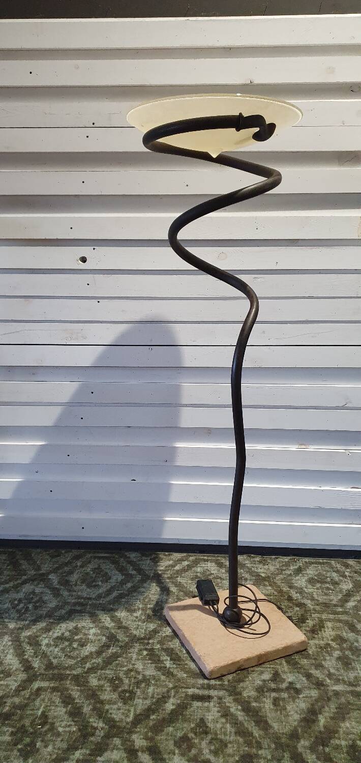 Lampadaire vintage serpent métal pied travertin avec verre de Murano