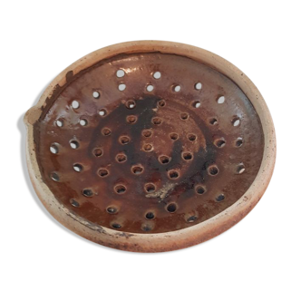 Olive sieve