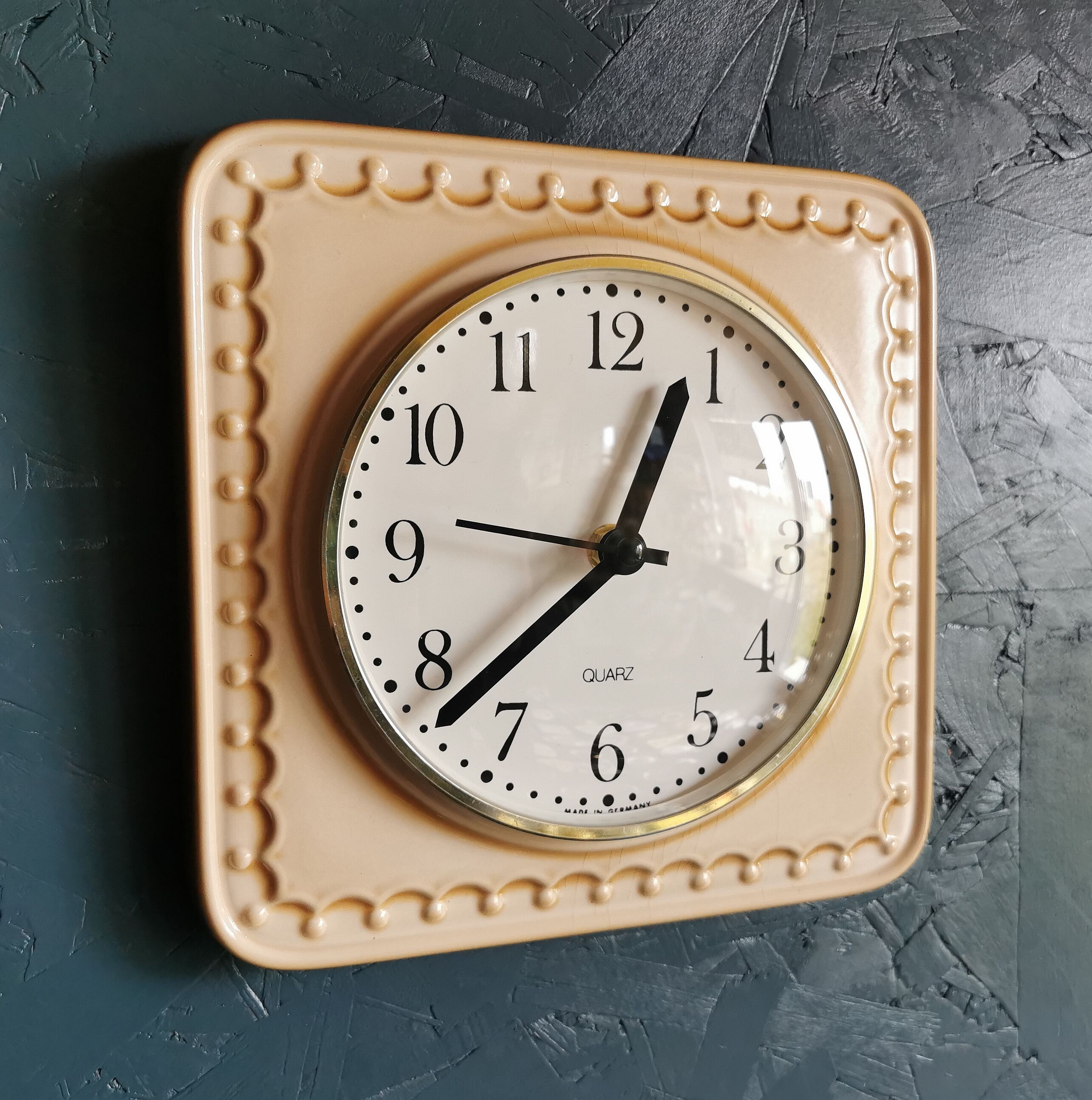 Vintage ceramic clock square silent wall clock "Quarz caramel"