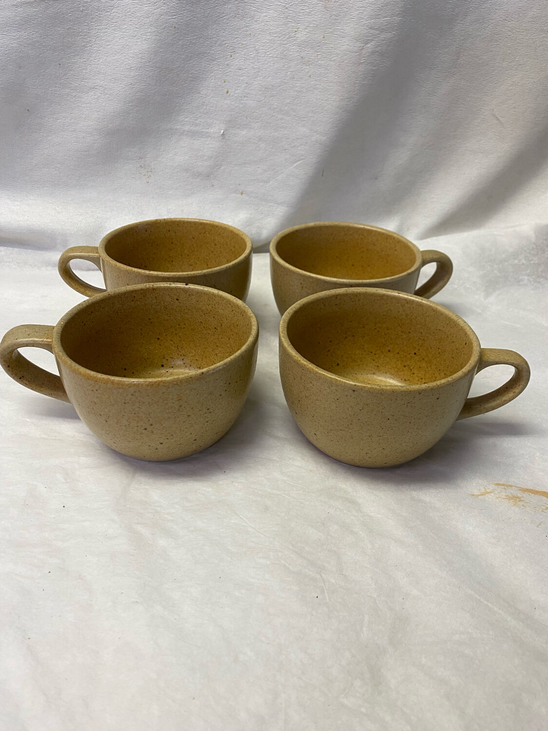 4 vintage stoneware lunch cups