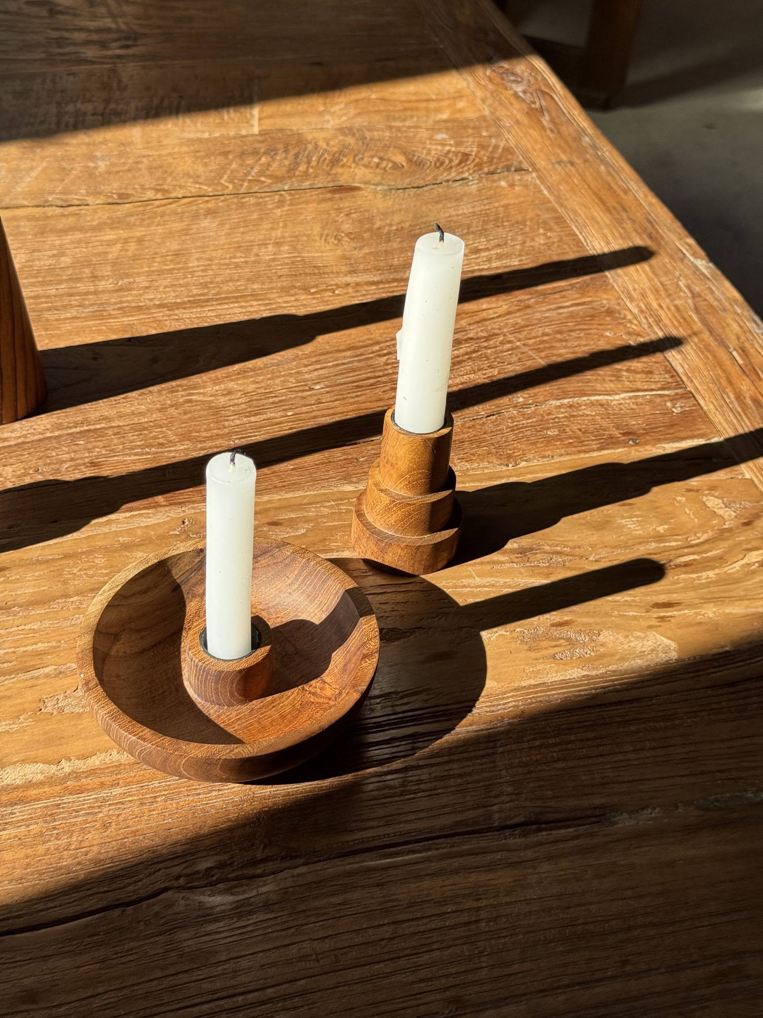 Circular teak monoxyle candle holder D12 H3