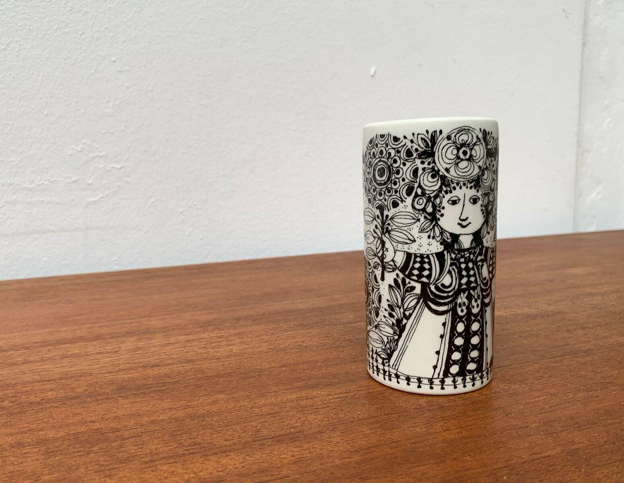 Danish Flora vase from the mid-century by Bjørn Wiinblad for Nymölle Denmark, 1960s.