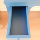Retro child desk