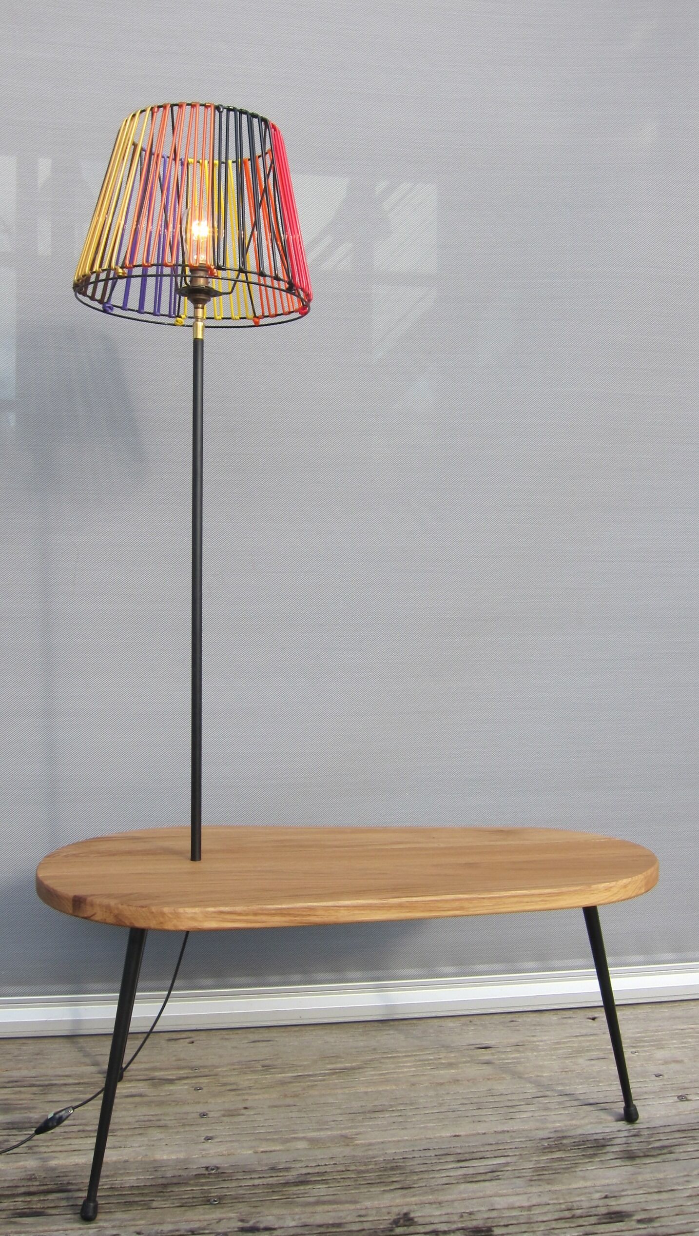 Table lamp low post surf 1950 multicolored lanyards