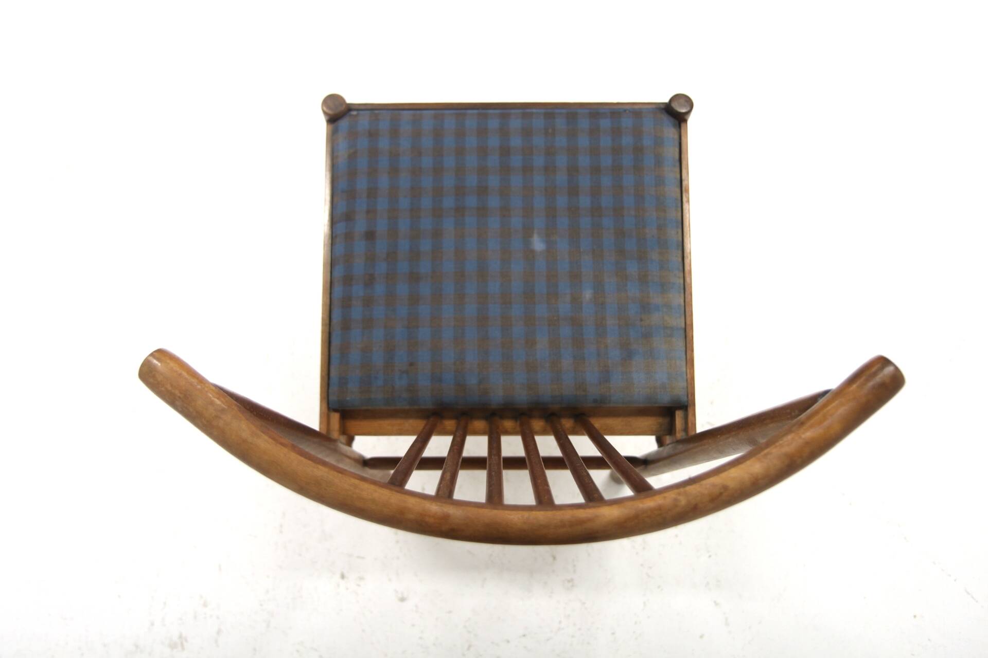 Set of 6 Scandinavian beech chairs, "Lyran" by Erik Wørtz, Sweden, 1960.