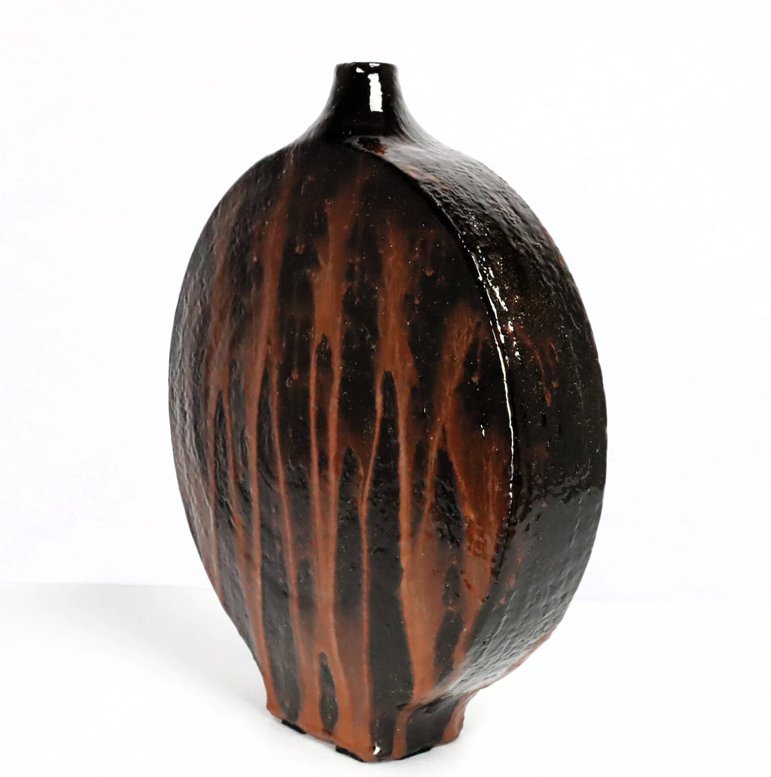 Lenticular vase in the style of Juliette Derel 1950