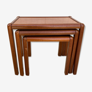 Table gigogne scandinave