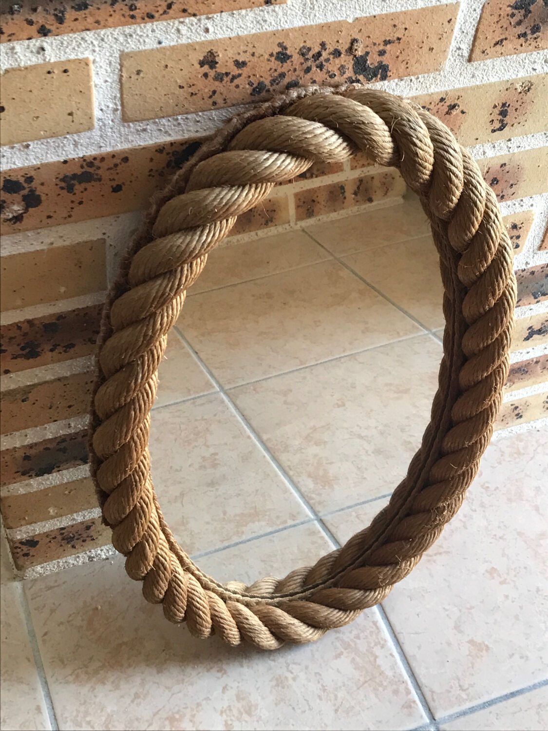 Oval rope mirror