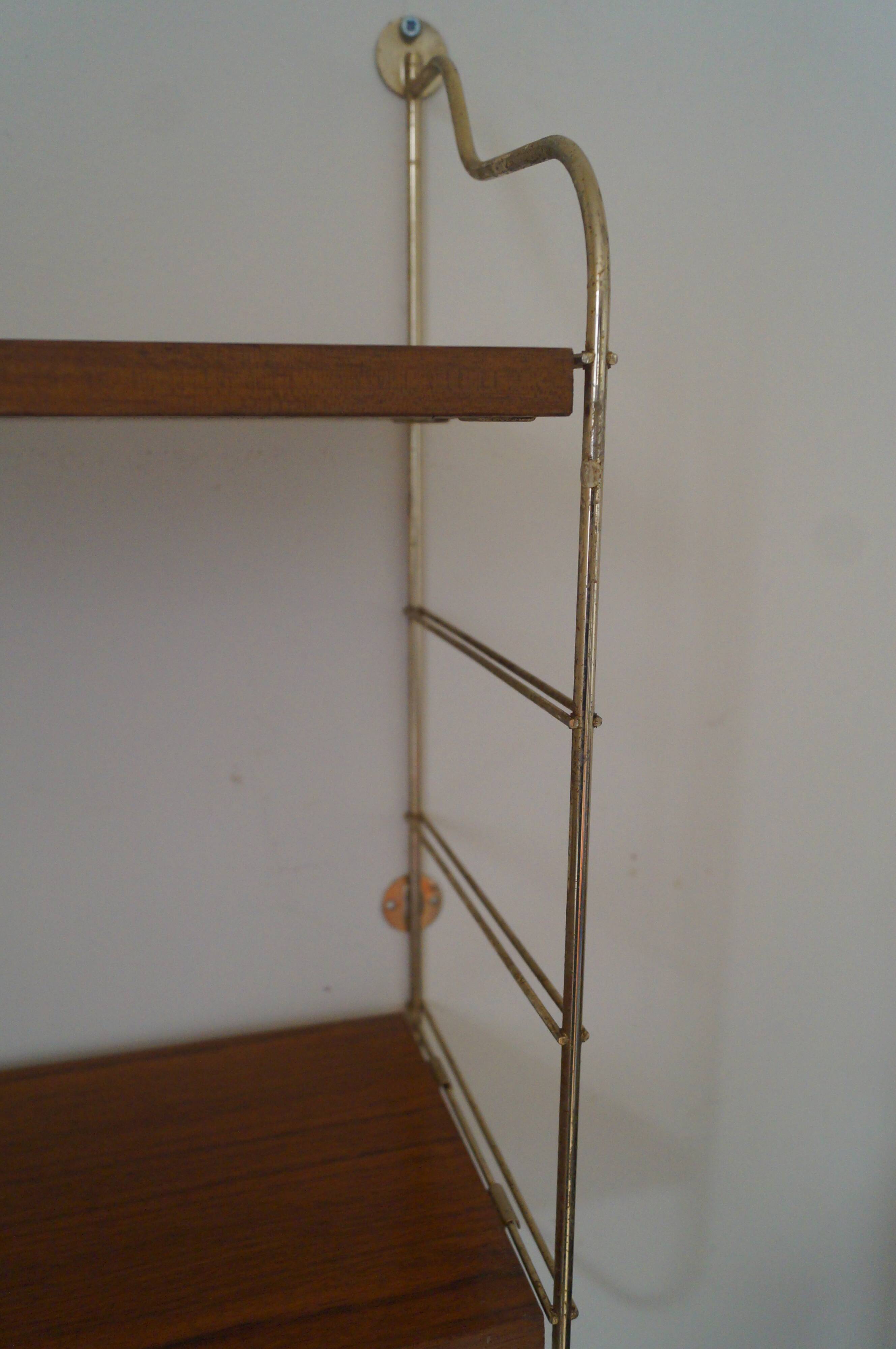 Wall shelf string 1960