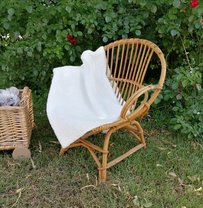 Fauteuil corbeille enfant en rotin