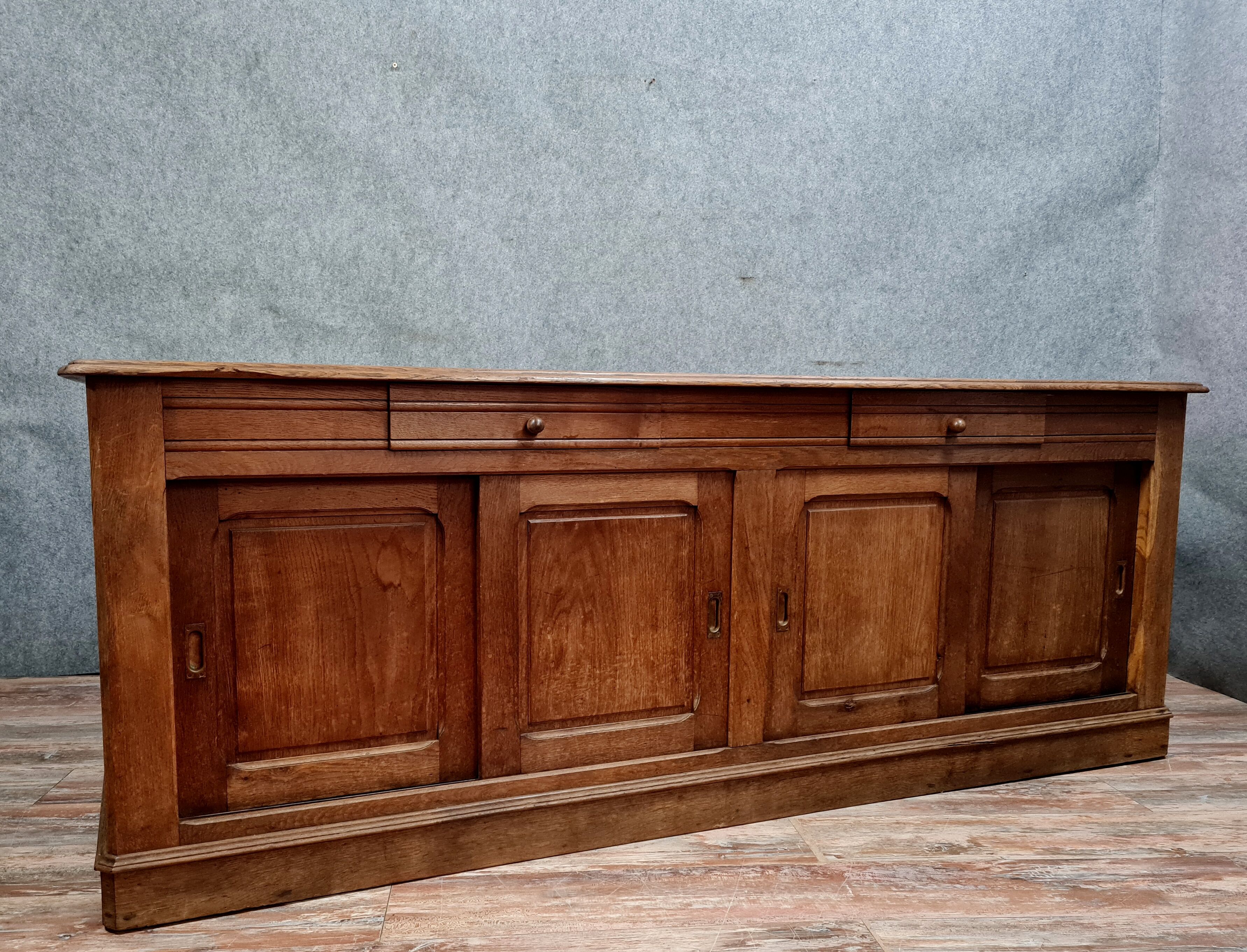 Center bank for solid oak store around 1880