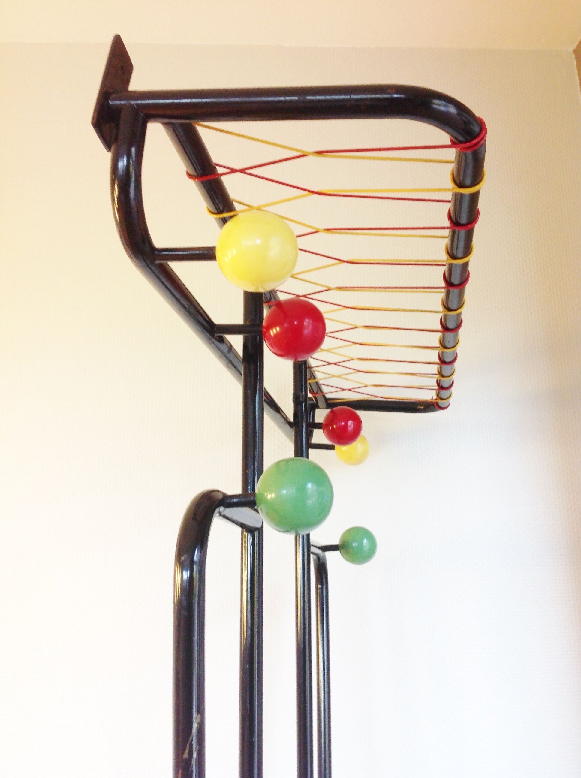 Scoubidou coats rack 50/60