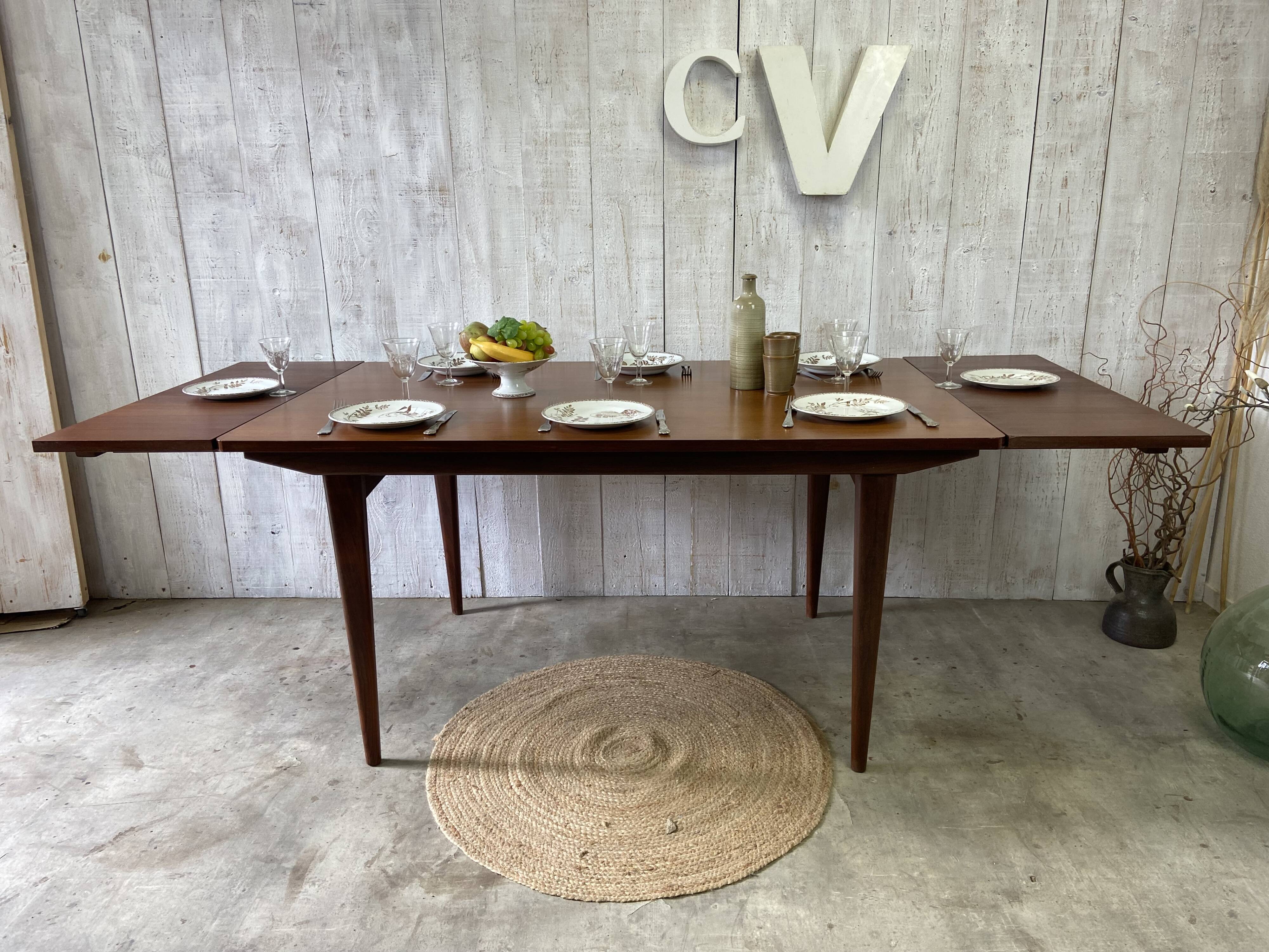 Scandinavian table