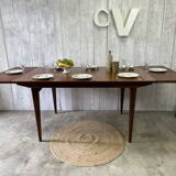 Scandinavian table