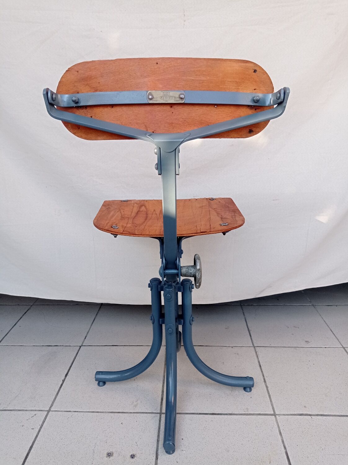 Workshop high chair roneo