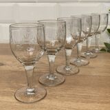 Set of 6 engraved white wine glasses