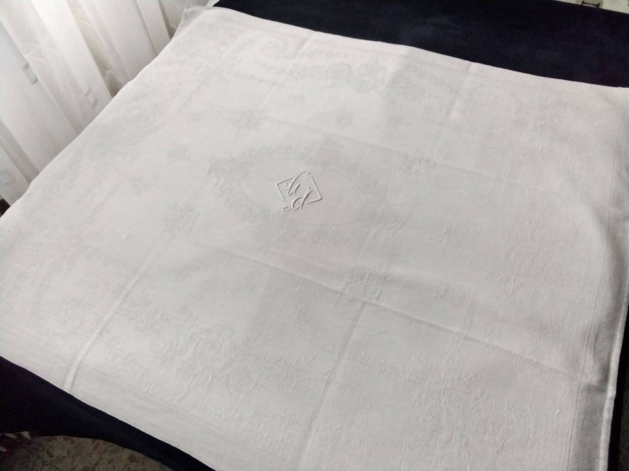 6 grandes serviettes de table anciennes en coton damassé et monogrammées