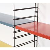 Tomado shelf with 3 trays