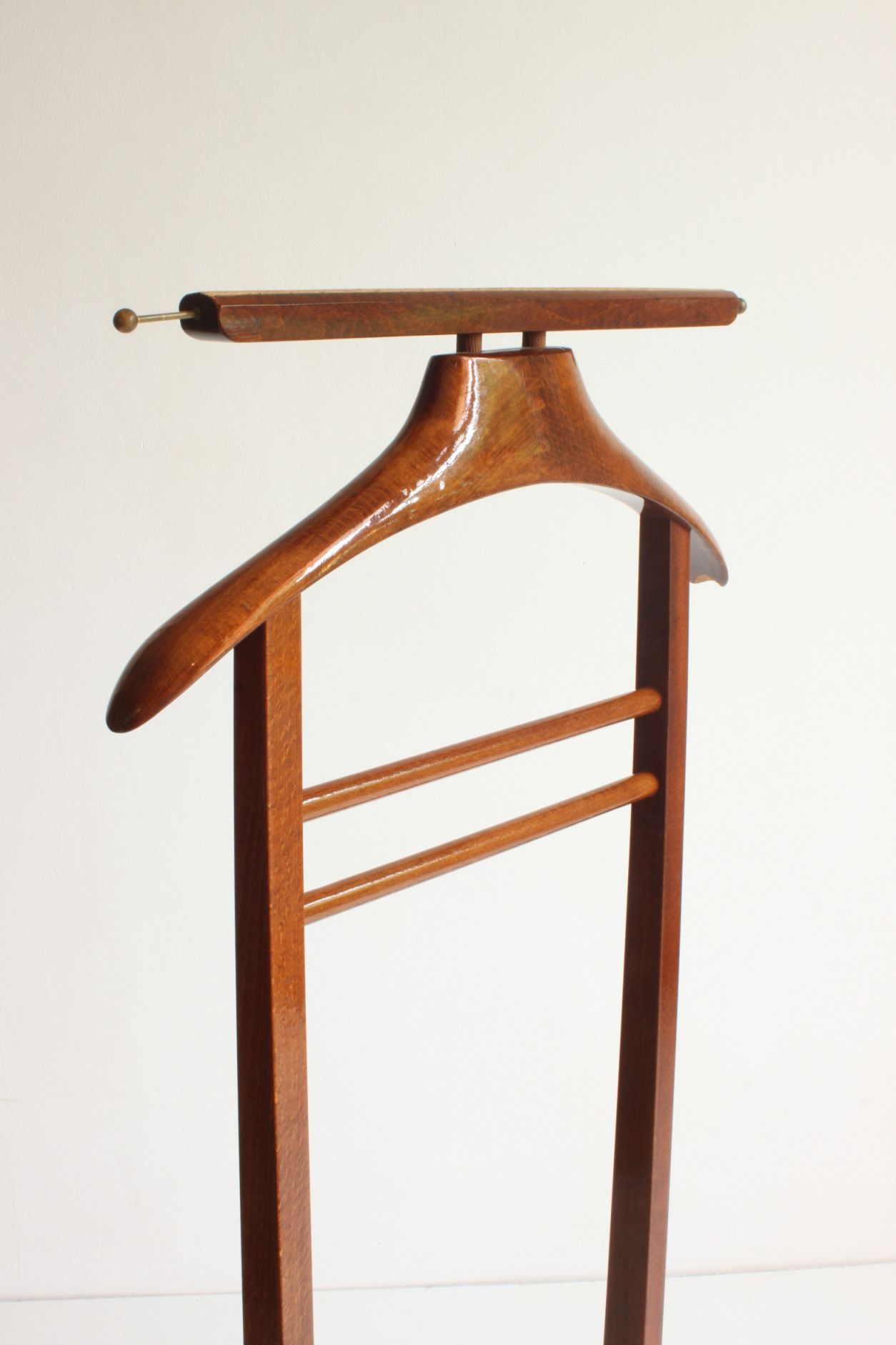 Valet de chambre en bois pour Fratelli Reguitti, Italie années 1950.