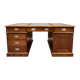 Grand bureau Chesterfield anglais classique Partnerdesk
