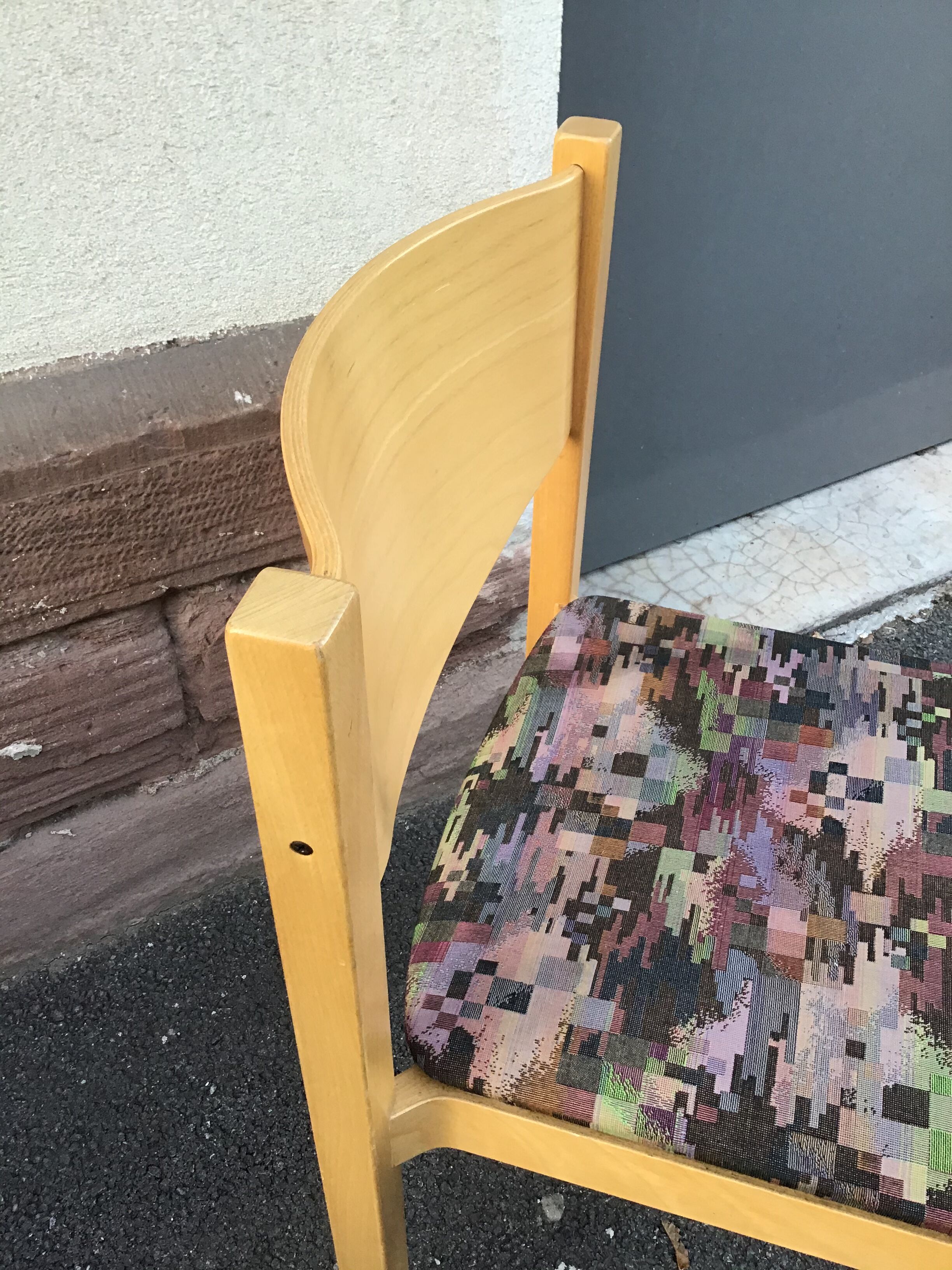 Vintage chairs 1980s Hiller Scandinavian design