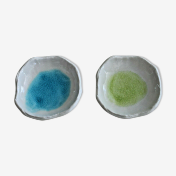 Set 2 cracked green and blue ceramic cups