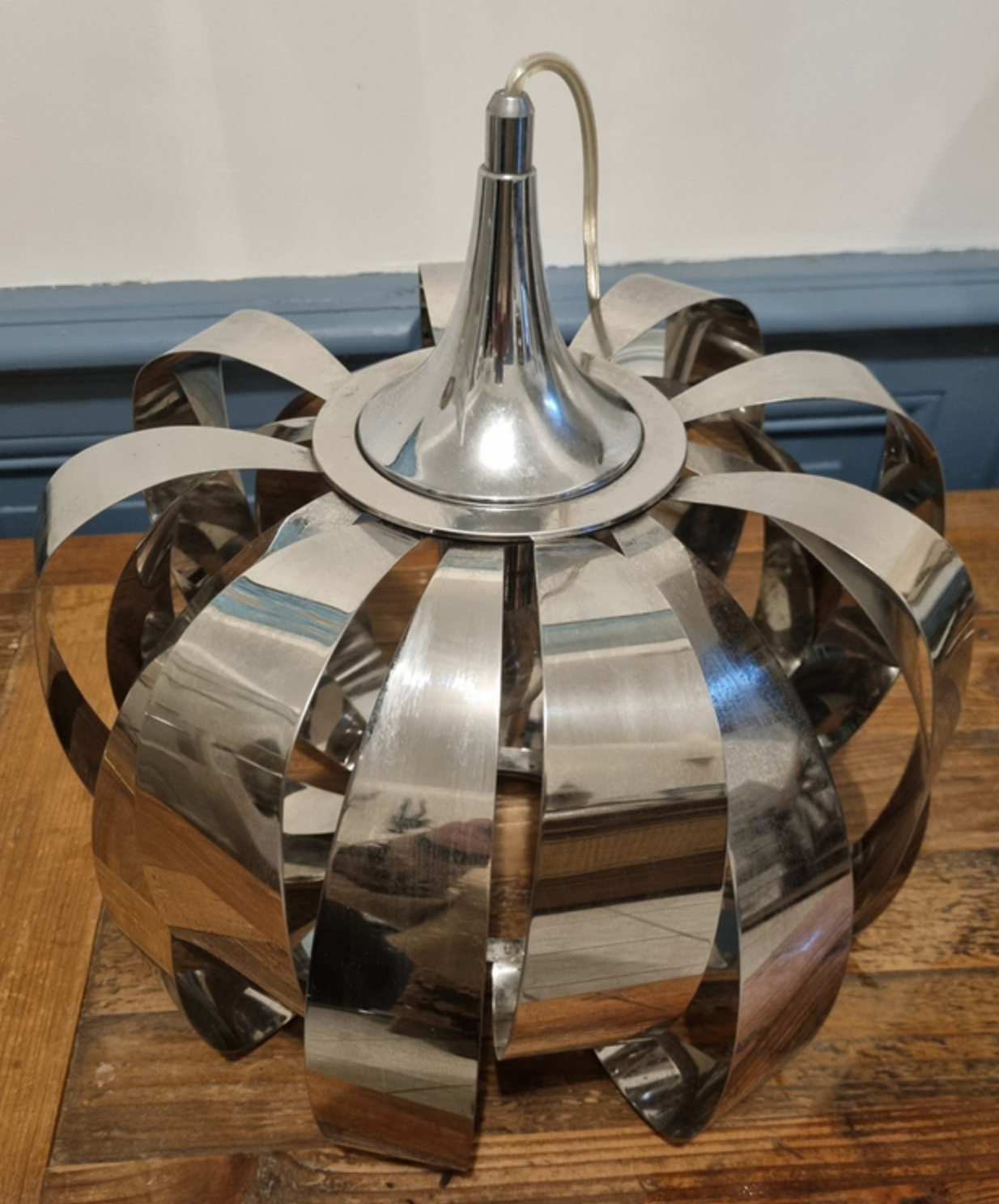 Space age suspension, sputnik, chrome metal, 80s
