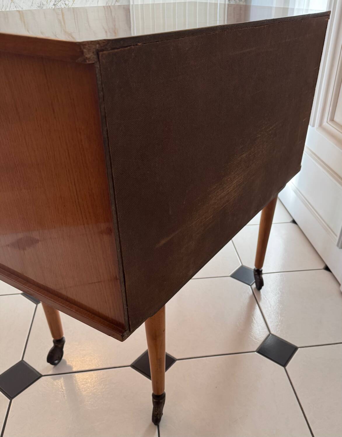 Vintage Scandinavian sideboard/buffet