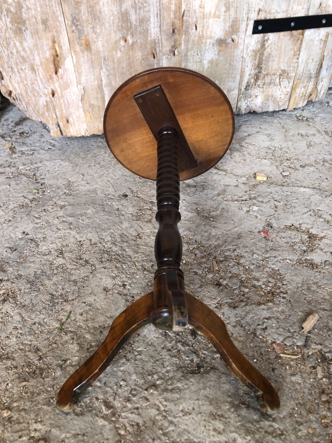 Sellette table appoint tripode bois tourné vintage