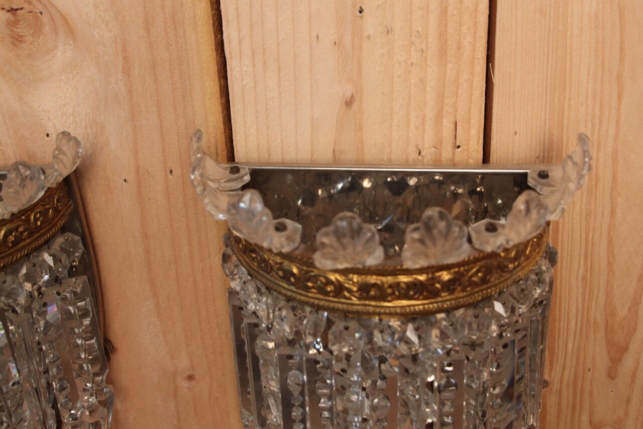 Pair of crystal sconces from the house baccarat, crinoline model