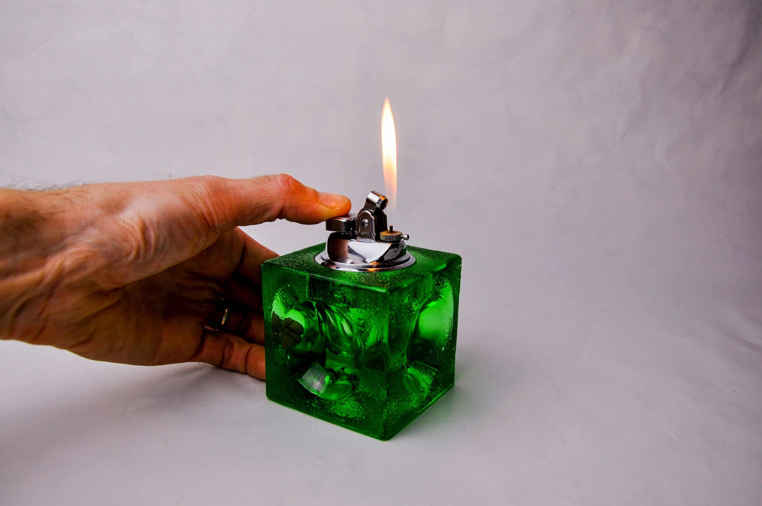 Green ice lighter by Antonio Imperatore, murano glass, Italy, 1970