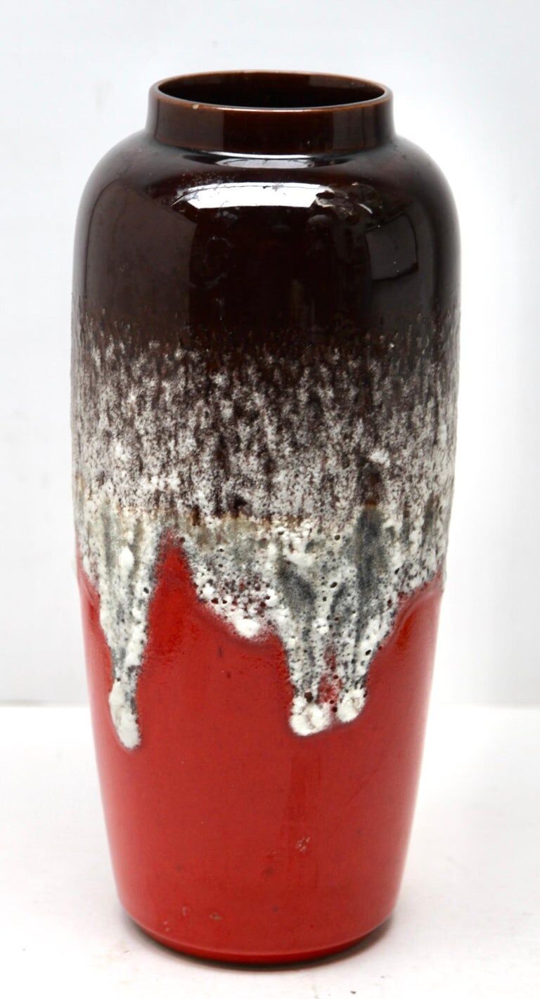 Red floor vase fat lava W-Germany '