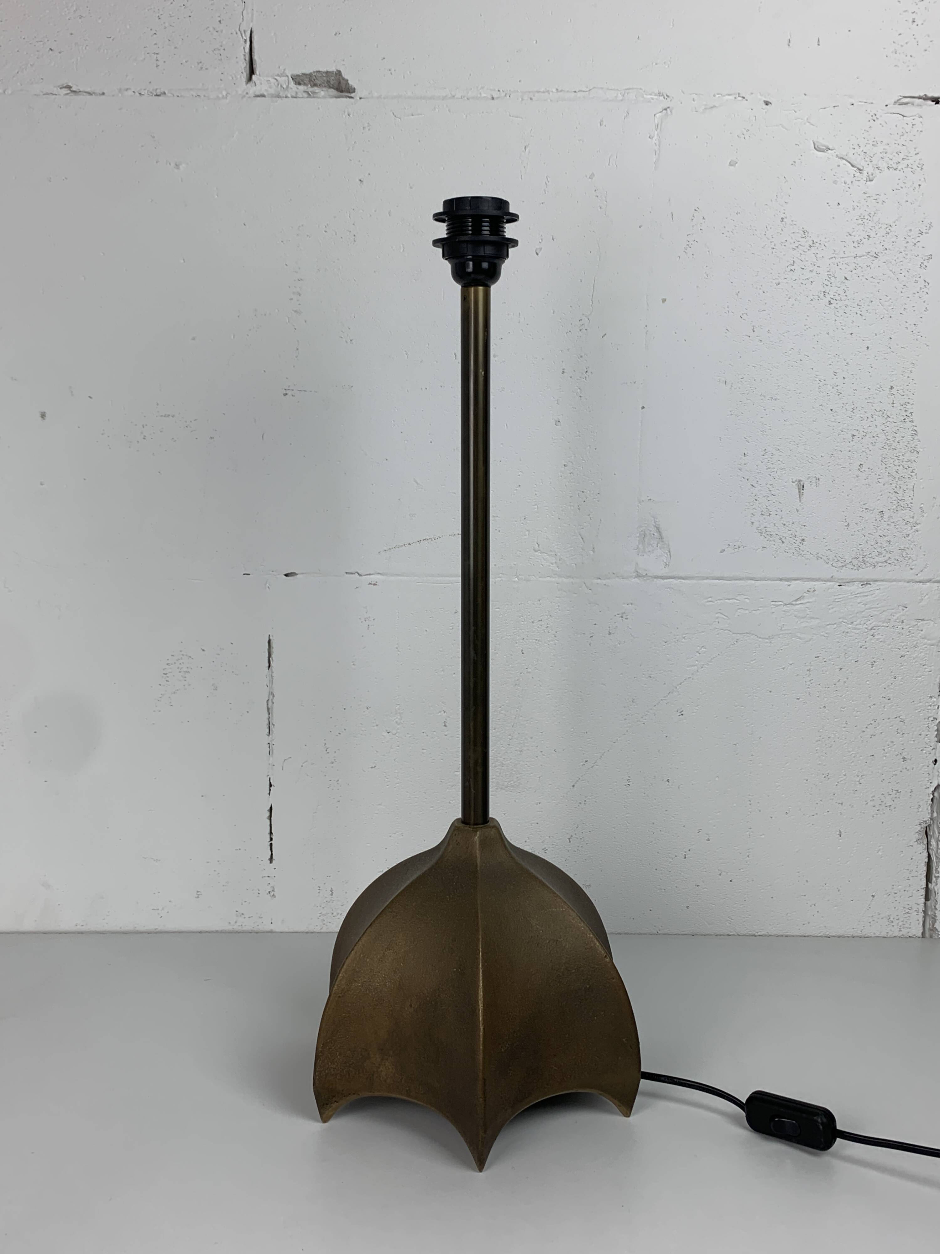 Brutalist bronze large cocoon table lamp, Dutch 1990s