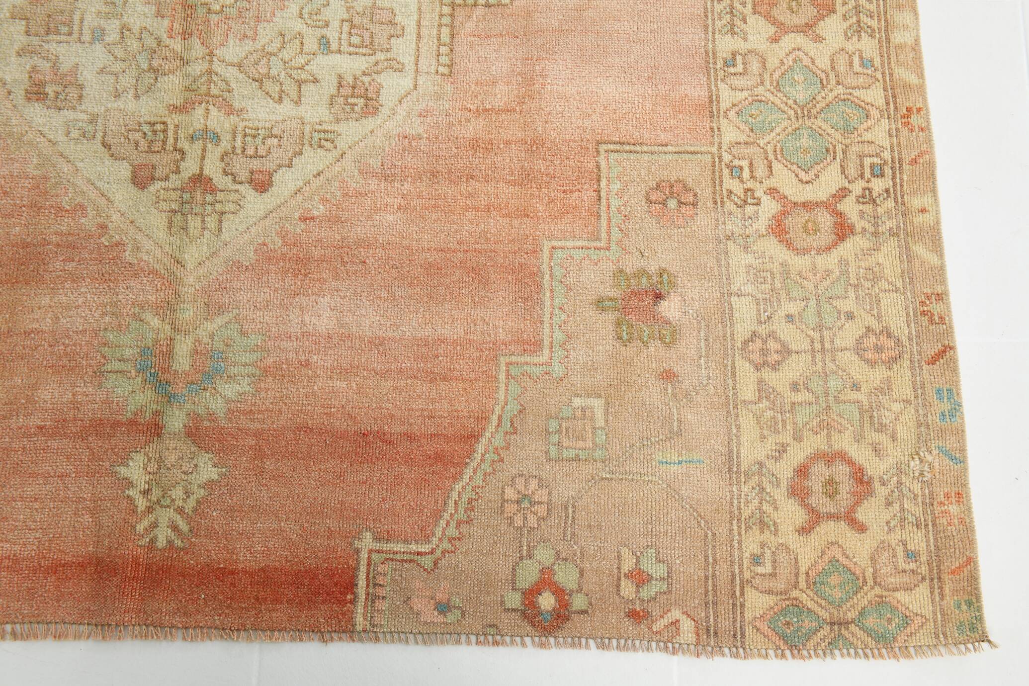5x8 Peach Red Cream Turkish Rug, 240x164Cm SK 19201