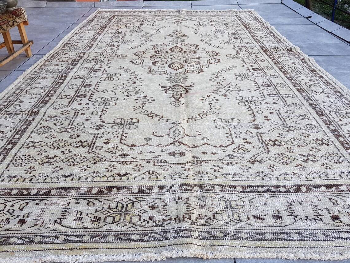 Beige Anatolian Oushak Rug sku v766