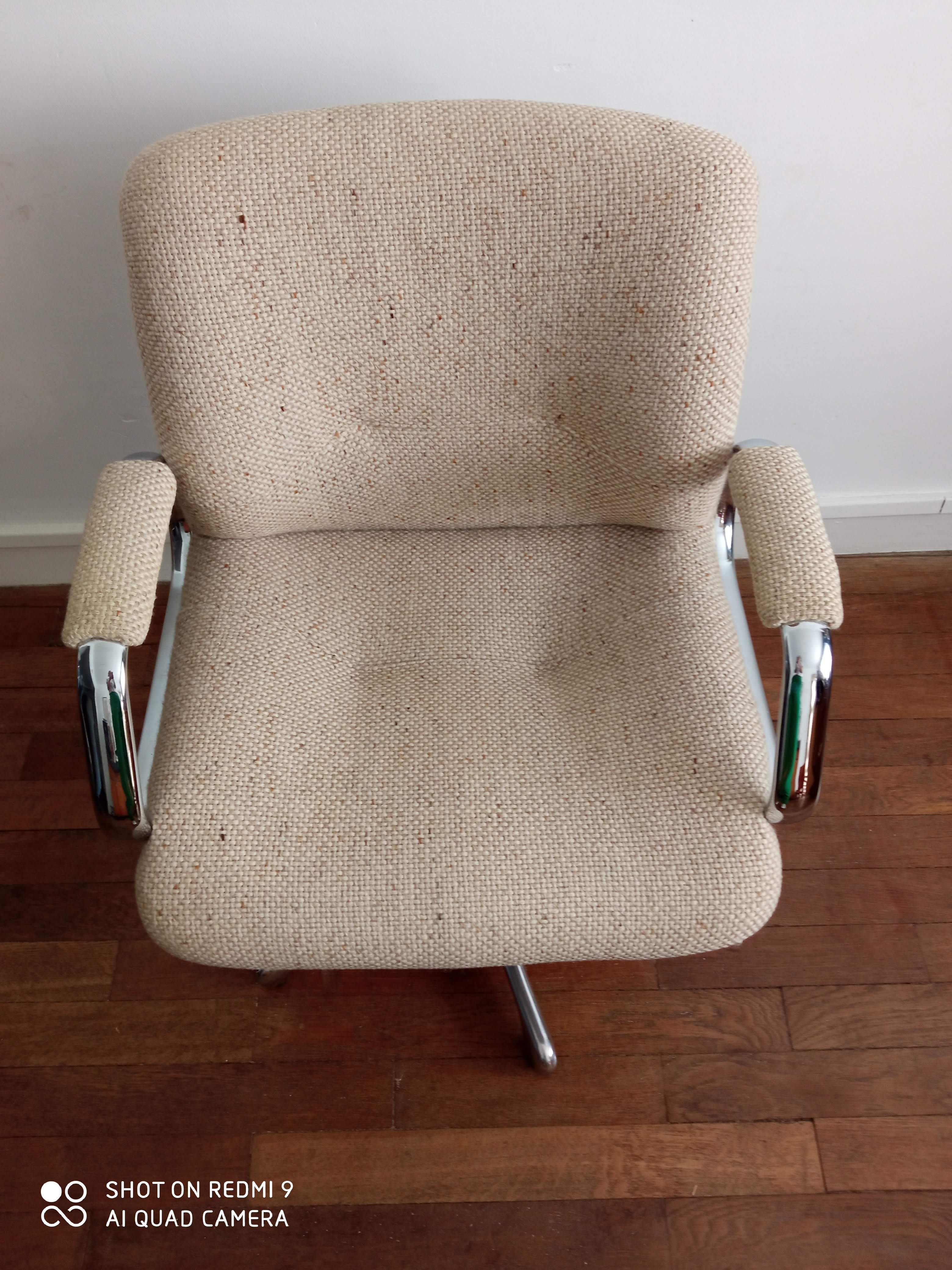 Steelcase 70s office chair