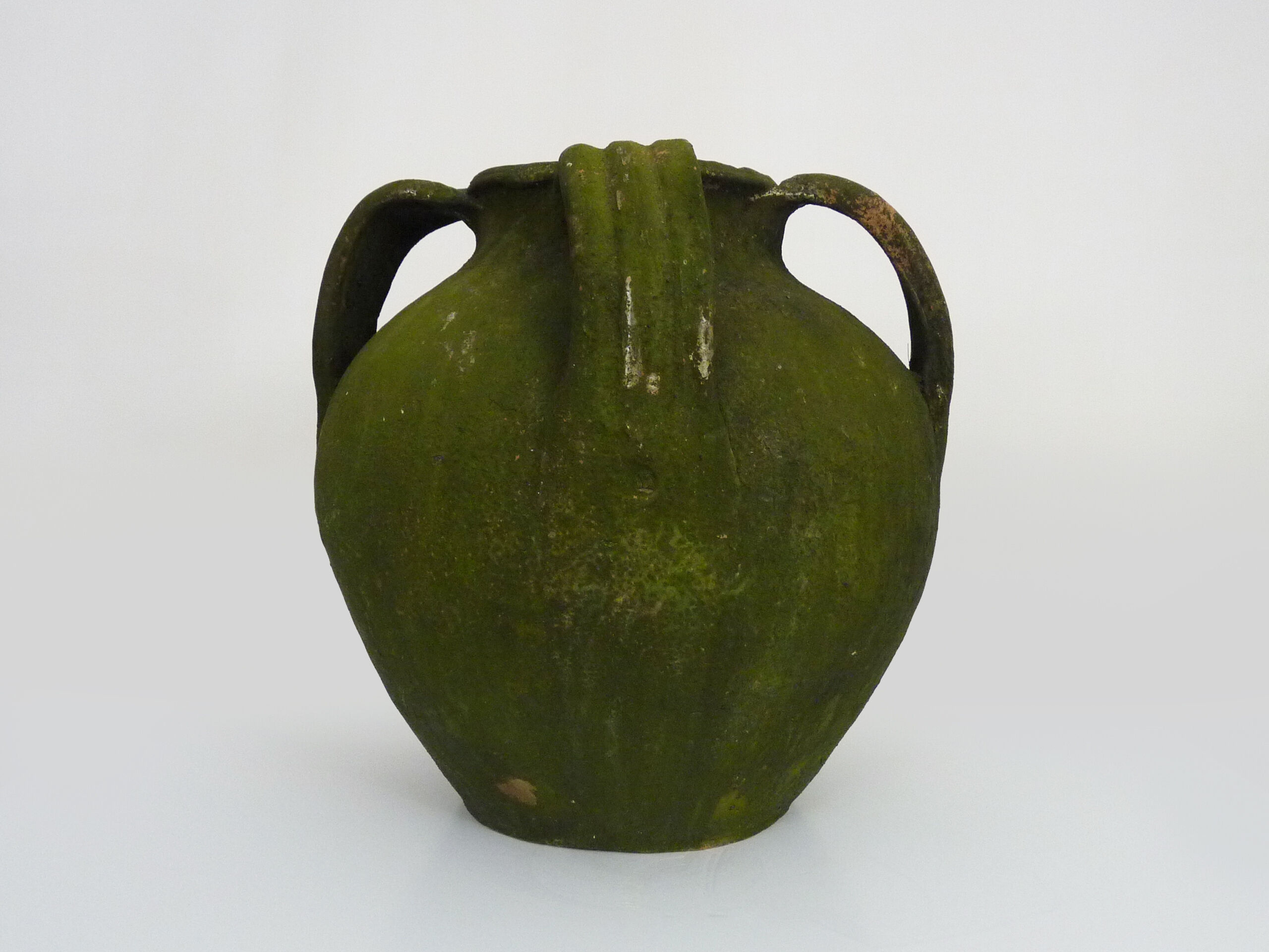 Nineteenth century walnut oil jar of Périgord