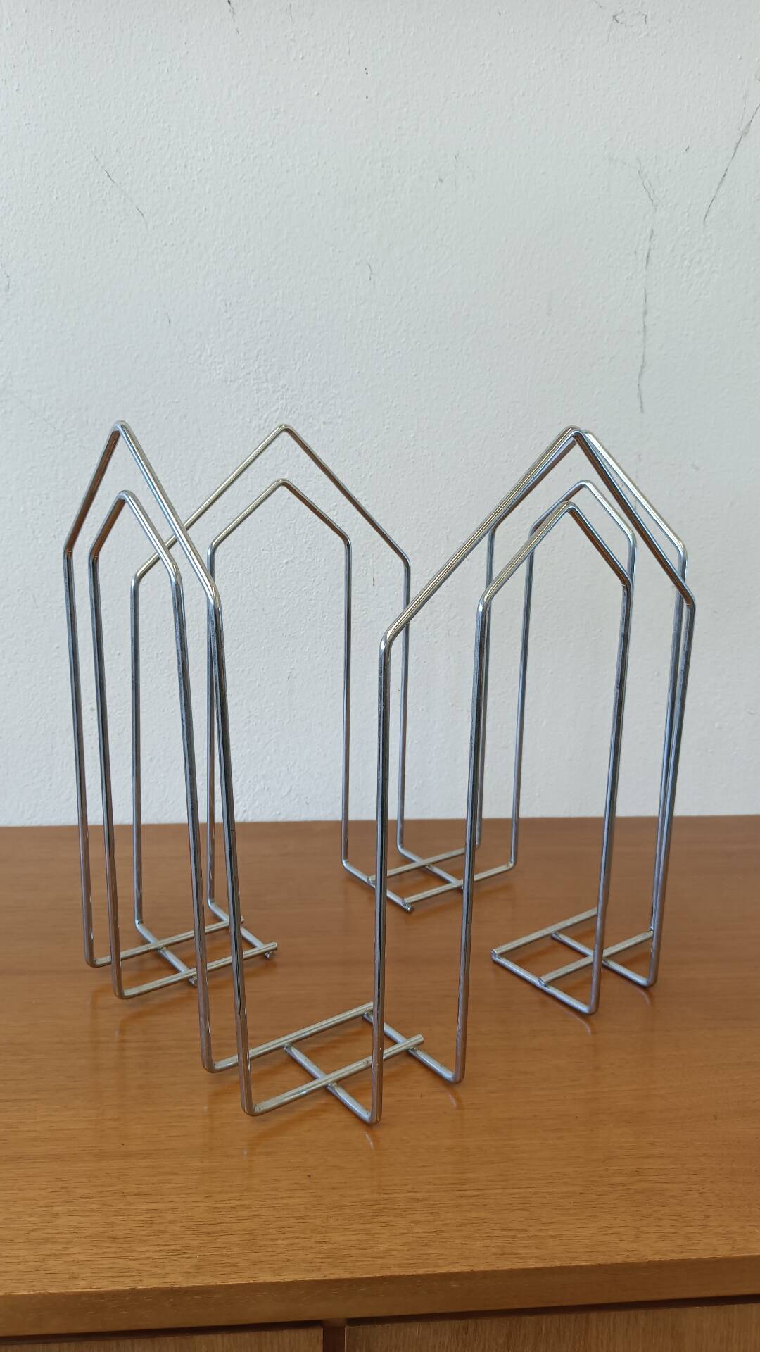 Chrome magazine rack