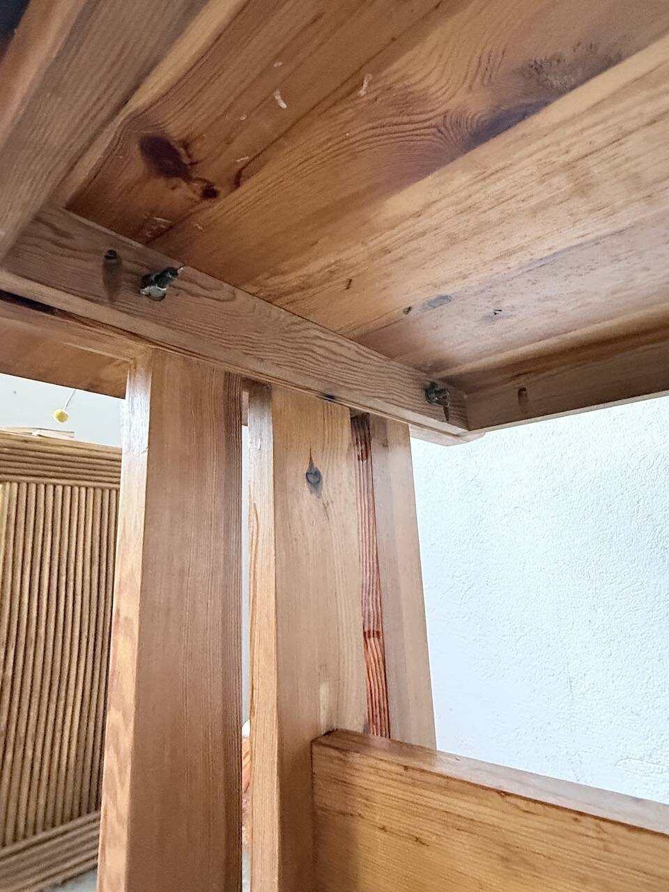 Mountain furniture table made of solid pine