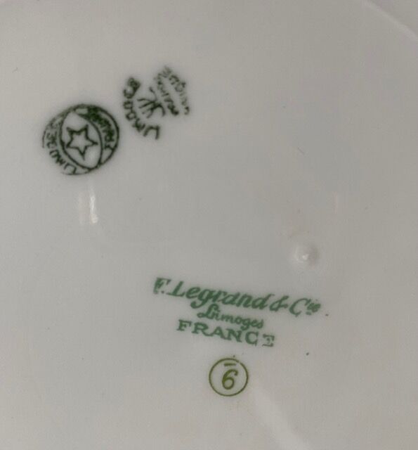 Soupière F. Legrand & Cie, Limoges, ca 1920.