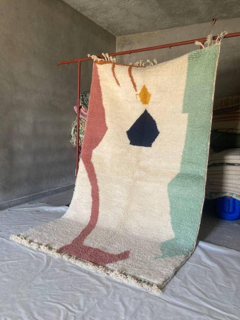 Handmade traditional Berber rug size 2/3 m