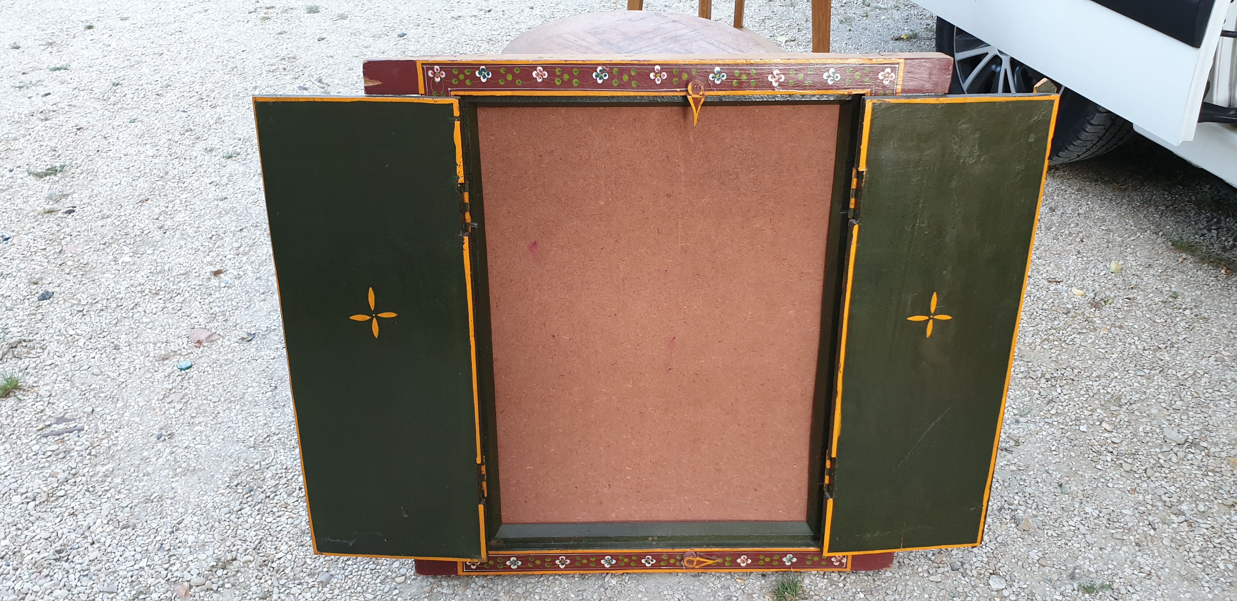 Freehand painted window panel