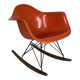 Chaise à bascule Eames Herman Miller RAR en saumon