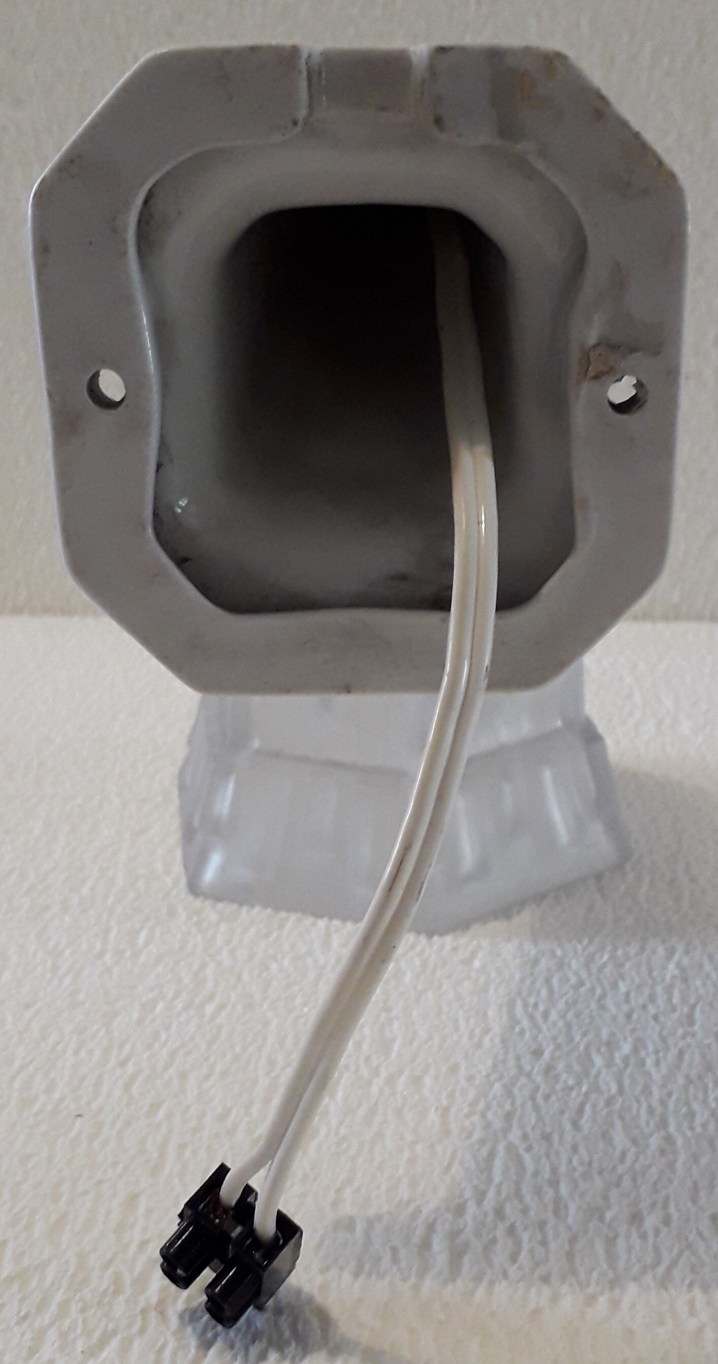 Art Deco porcelain wall light