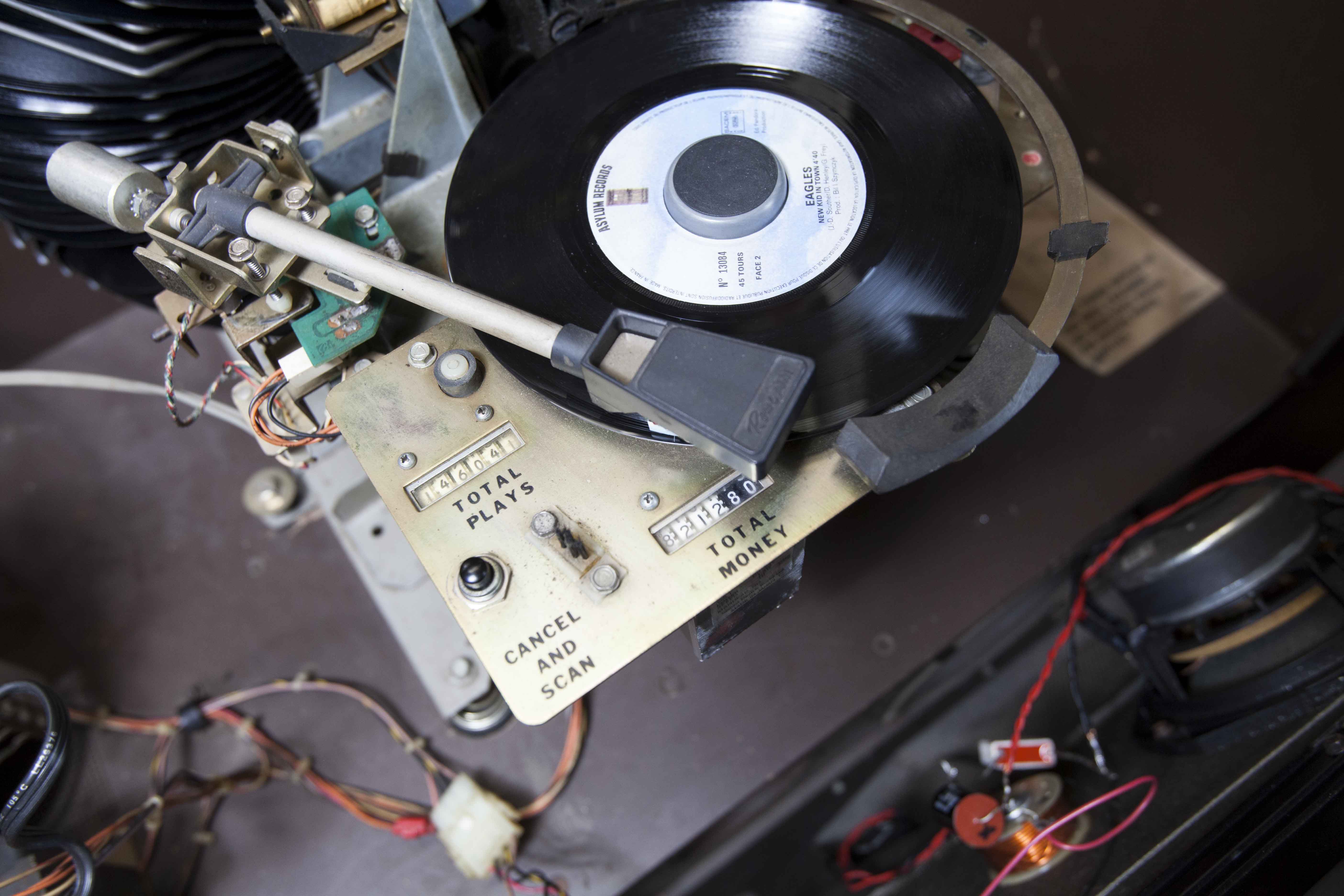 Jukebox rowe ami ri-3 jewel 1980 ready to use