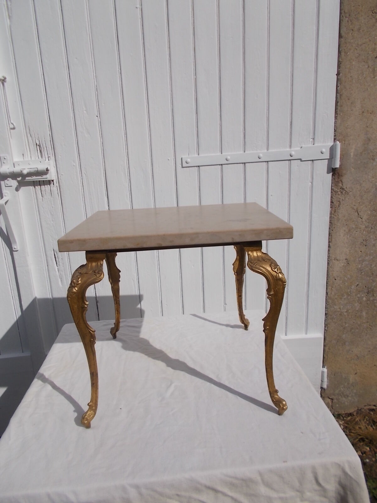 Side table marble wrought iron